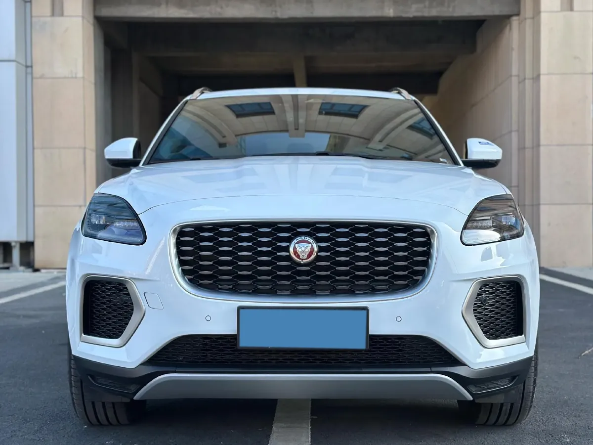 2024 Jaguar E-PACE 1.5T 200HP L3 8AT,autocango,china used car exporter,china ev exporter,chinese used car exporter,chinese used ev exporter