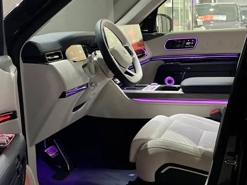 2025 Zeekr 9X 2.0T 279HP L4 1DHT PHEV,autocango,china used car exporter,china ev exporter,chinese used car exporter,chinese used ev exporter