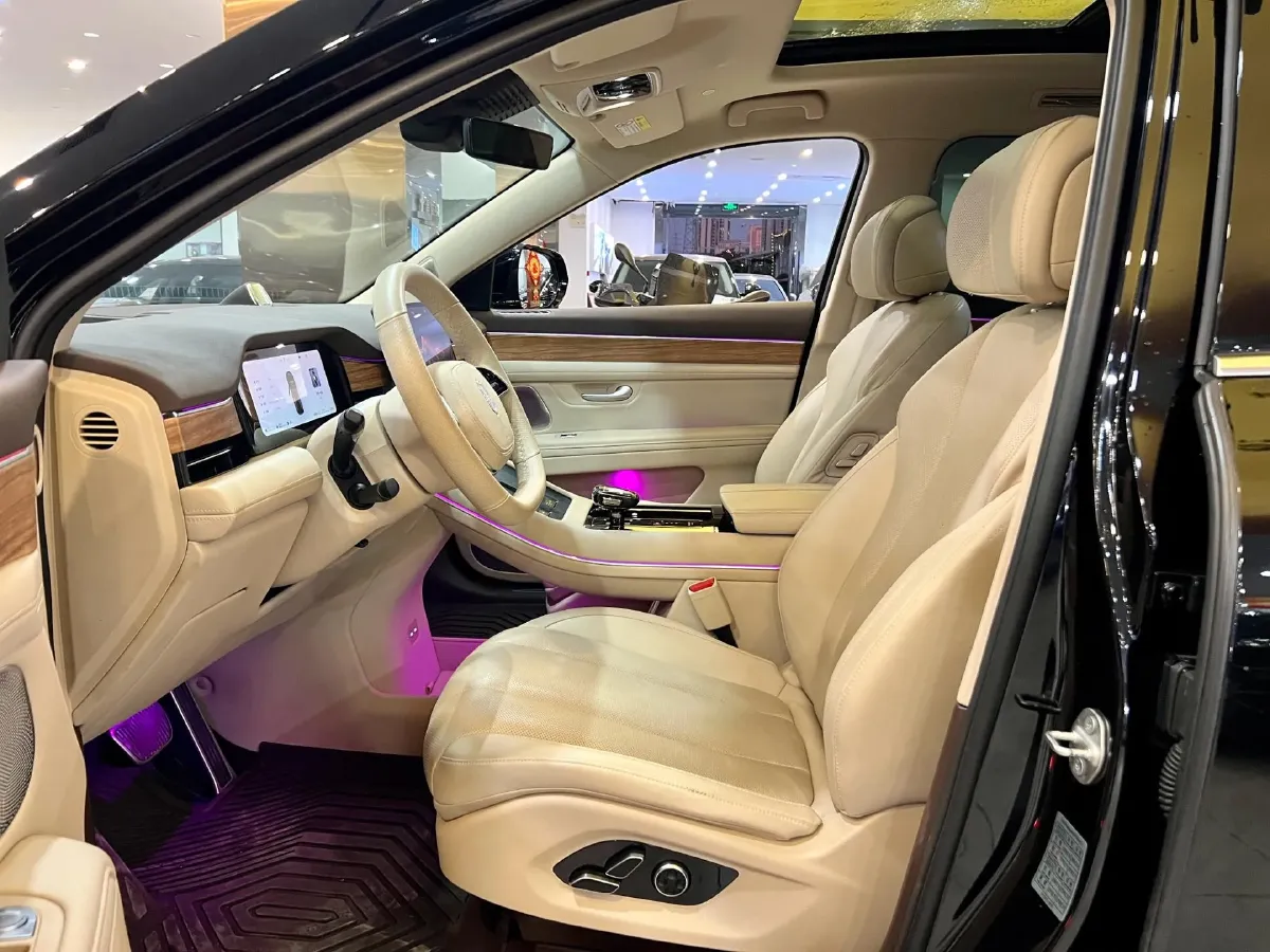 2024 AITO AITO M7 1.5T 152HP L4 REEV 40KWH,autocango,china used car exporter,china ev exporter,chinese used car exporter,chinese used ev exporter