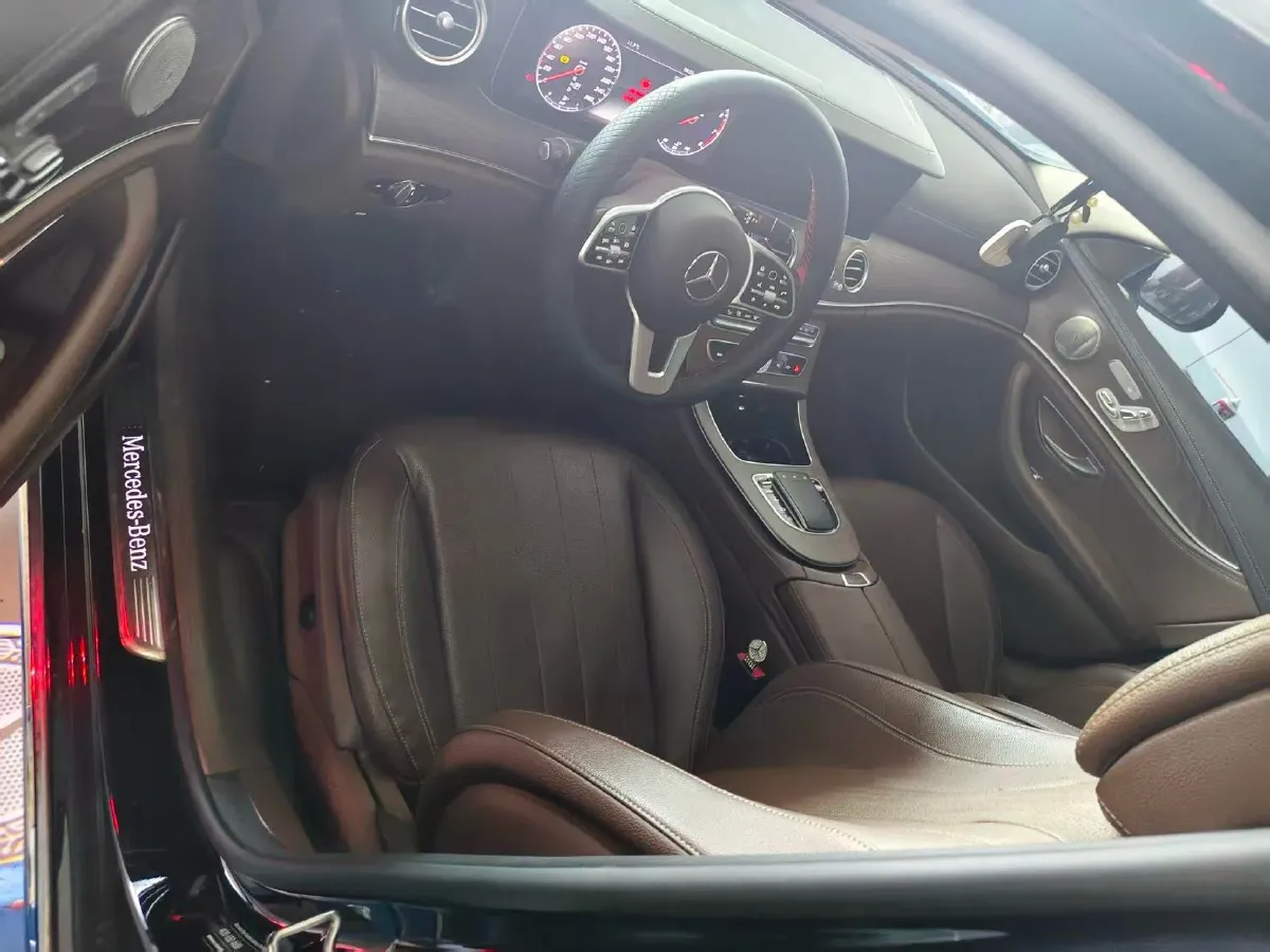2020 Mercedes-Benz E Class 2.0T 258HP L4 9AT,autocango,china used car exporter,china ev exporter,chinese used car exporter,chinese used ev exporter