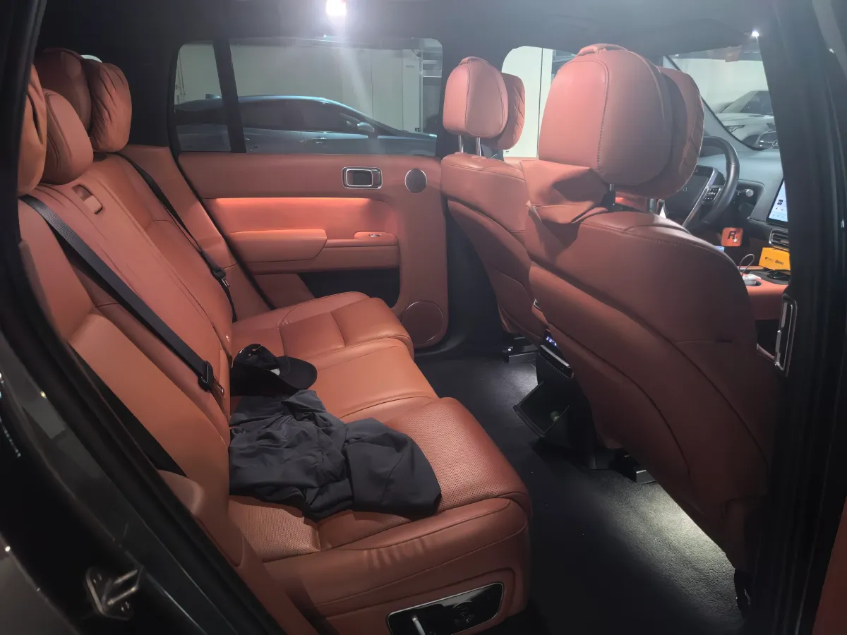 2023 Li L7 Range Extended 154HP REEV 40.9KWH,autocango,china used car exporter,china ev exporter,chinese used car exporter,chinese used ev exporter