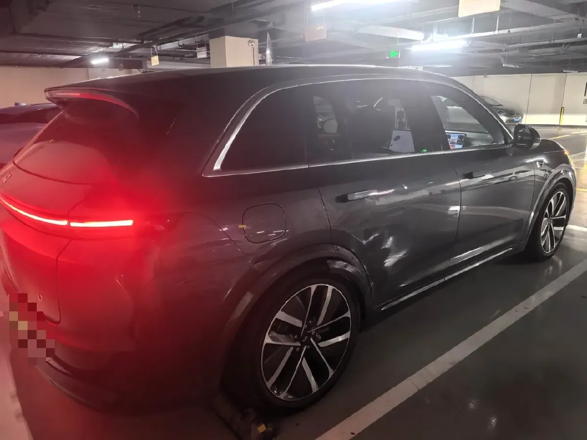 2023 Li L7 Range Extended 154HP REEV 40.9KWH,autocango,china used car exporter,china ev exporter,chinese used car exporter,chinese used ev exporter