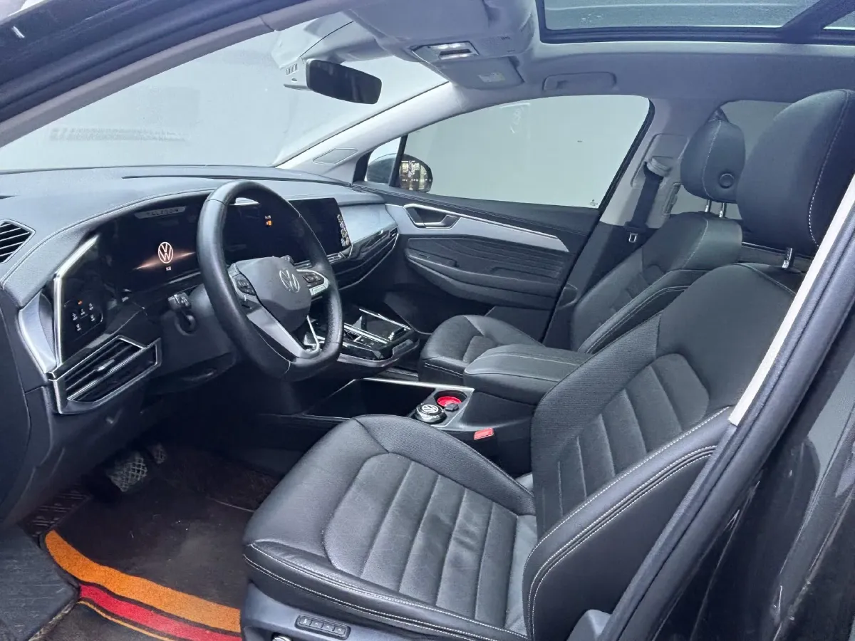 2022 Volkswagen Talagon 2.0T 220HP L4 7DCT,autocango,china used car exporter,china ev exporter,chinese used car exporter,chinese used ev exporter