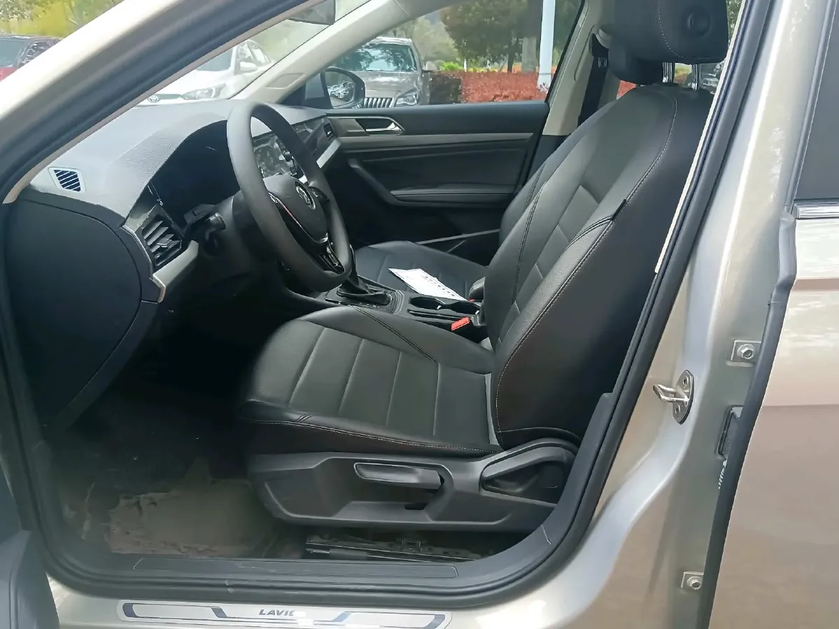 2019 Volkswagen Lavida 1.5L 113HP L4 6AT,autocango,china used car exporter,china ev exporter,chinese used car exporter,chinese used ev exporter