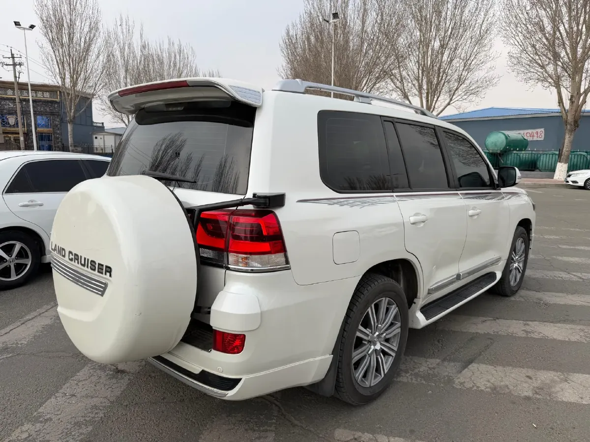 2019 Chevrolet Trax 1.0T 125HP L3 6AT,autocango,china used car exporter,china ev exporter,chinese used car exporter,chinese used ev exporter