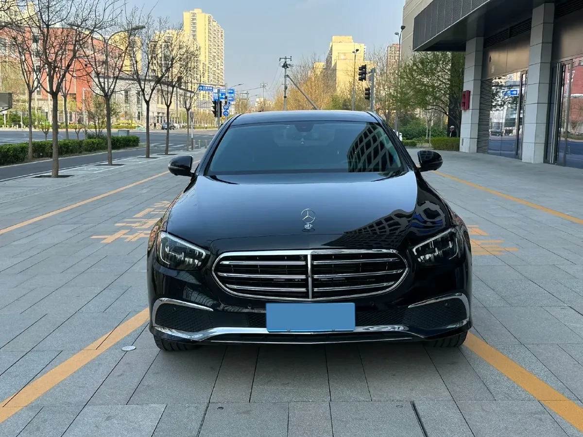 2021 Mercedes-Benz E Class 2.0T 258HP L4 9AT,autocango,china used car exporter,china ev exporter,chinese used car exporter,chinese used ev exporter