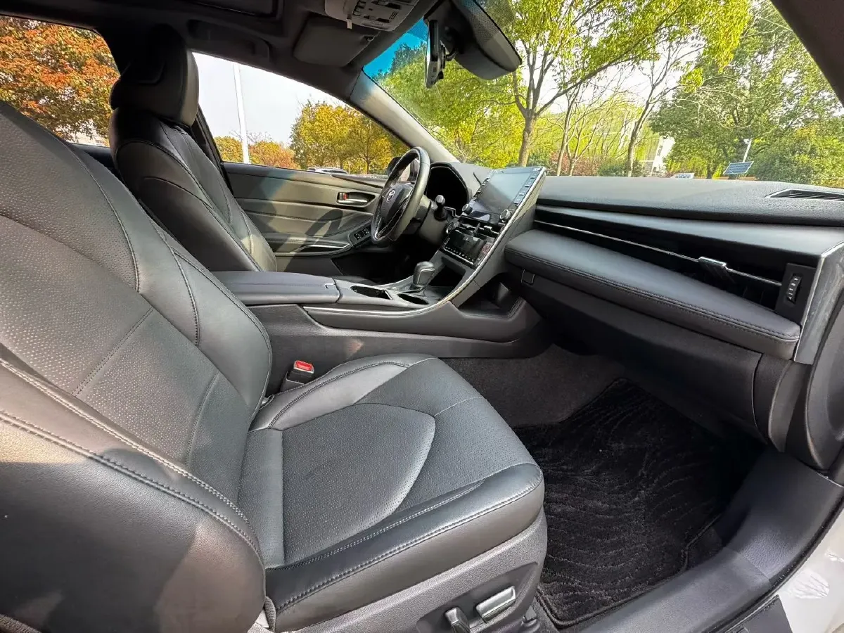 2019 Toyota Avalon 2.0L 178HP L4 CVT,autocango,china used car exporter,china ev exporter,chinese used car exporter,chinese used ev exporter
