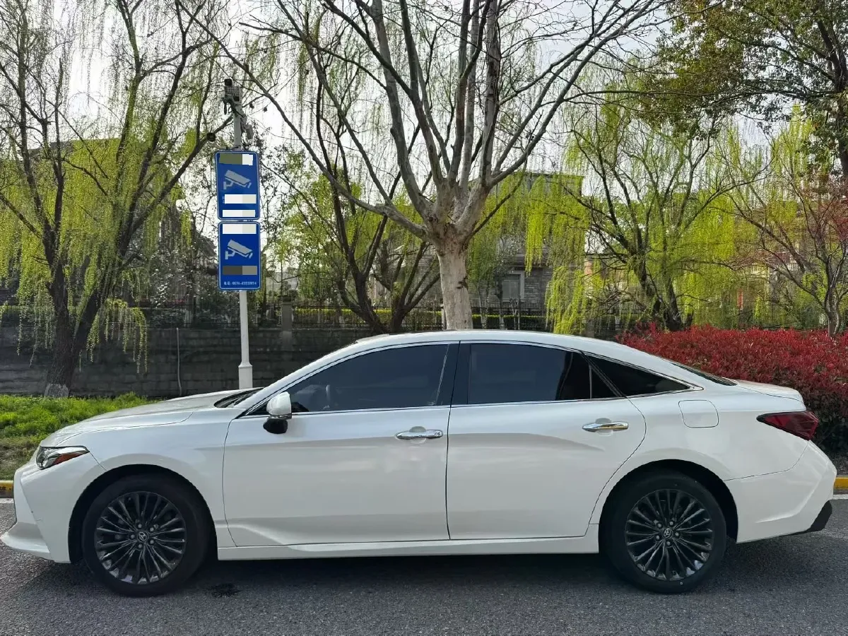 2019 Toyota Avalon 2.0L 178HP L4 CVT,autocango,china used car exporter,china ev exporter,chinese used car exporter,chinese used ev exporter