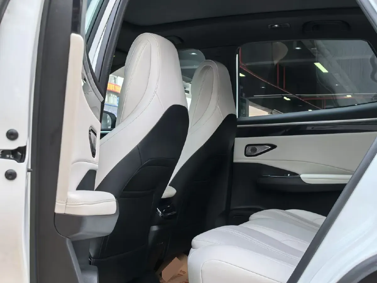 2023 Geely Galaxy L7 1.5T 163HP L4 3DHT PHEV 18.7KWH,autocango,china used car exporter,china ev exporter,chinese used car exporter,chinese used ev exporter