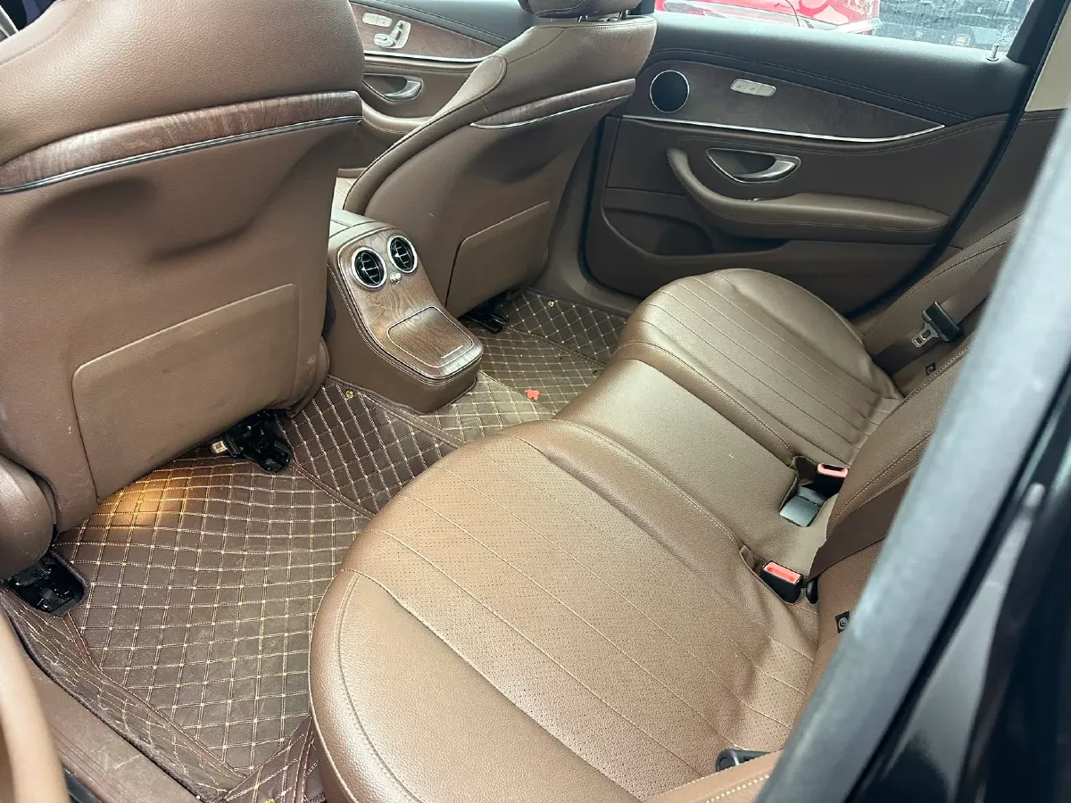 2022 Mercedes-Benz E Class 2.0T 258HP L4 9AT,autocango,china used car exporter,china ev exporter,chinese used car exporter,chinese used ev exporter