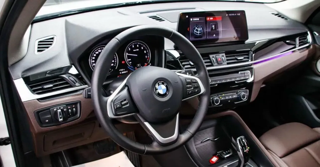 2022 BMW X1 1.5T 140HP L3 7DCT,autocango,china used car exporter,china ev exporter,chinese used car exporter,chinese used ev exporter