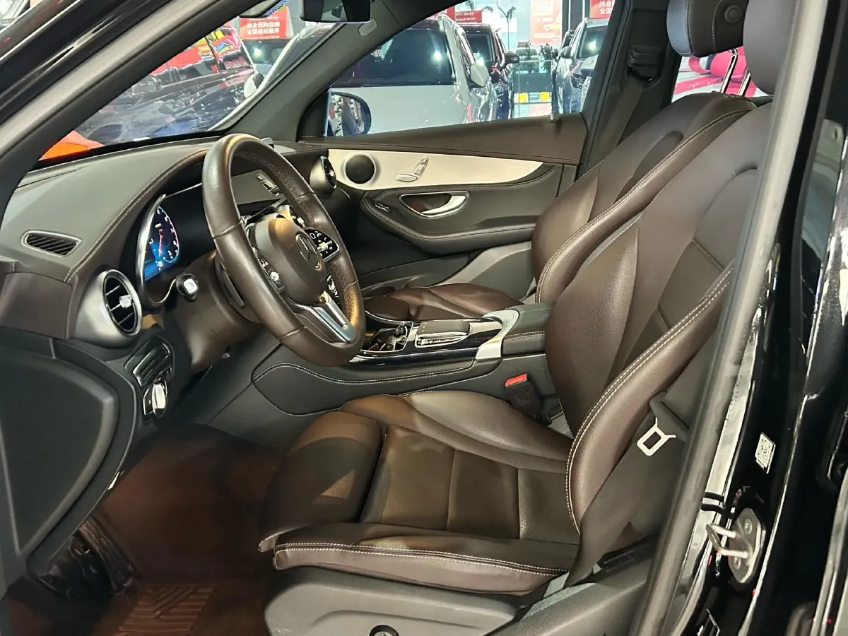 2021 Mercedes-Benz GLC Class 2.0T 197HP L4 9AT,autocango,china used car exporter,china ev exporter,chinese used car exporter,chinese used ev exporter