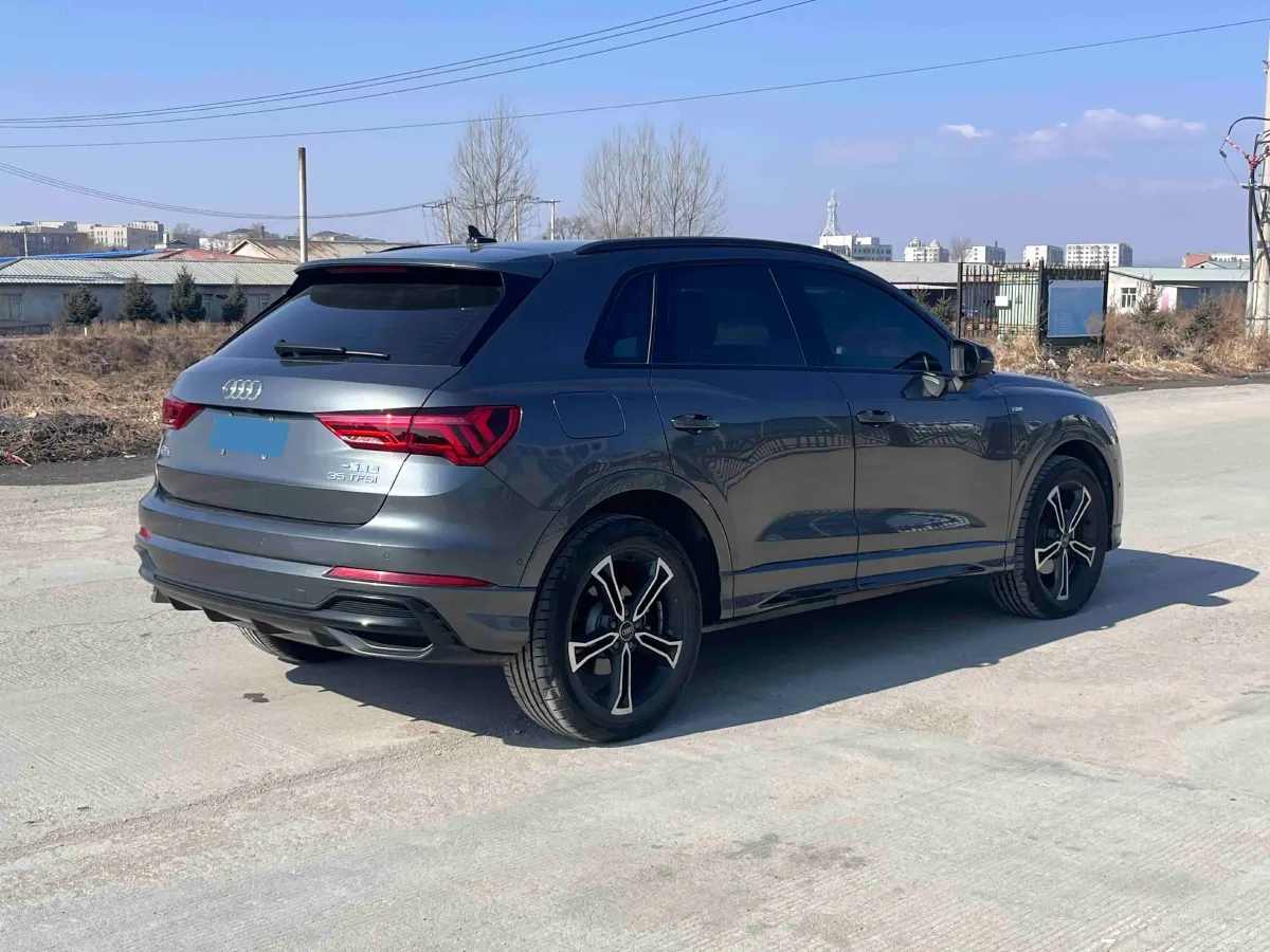 2022 Audi Q3 1.4T 150HP L4 7DCT,autocango,china used car exporter,china ev exporter,chinese used car exporter,chinese used ev exporter