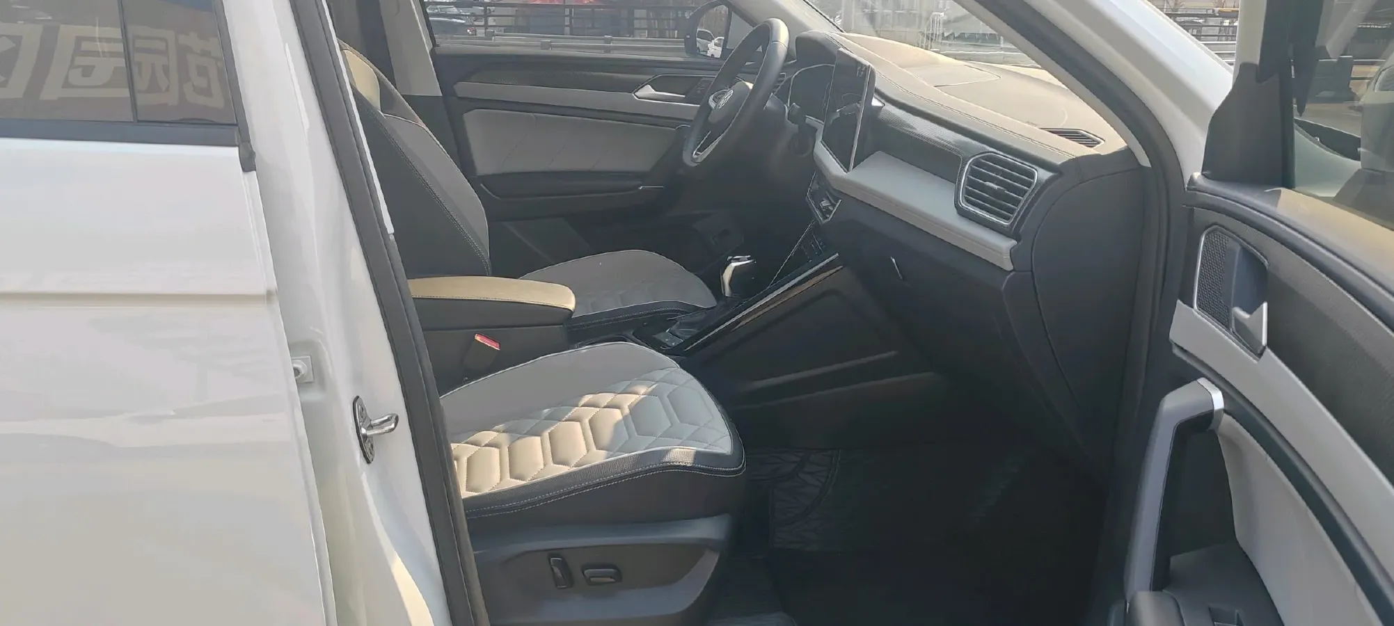 2023 Volkswagen Tayron 1.4T 150HP L4 7DCT,autocango,china used car exporter,china ev exporter,chinese used car exporter,chinese used ev exporter