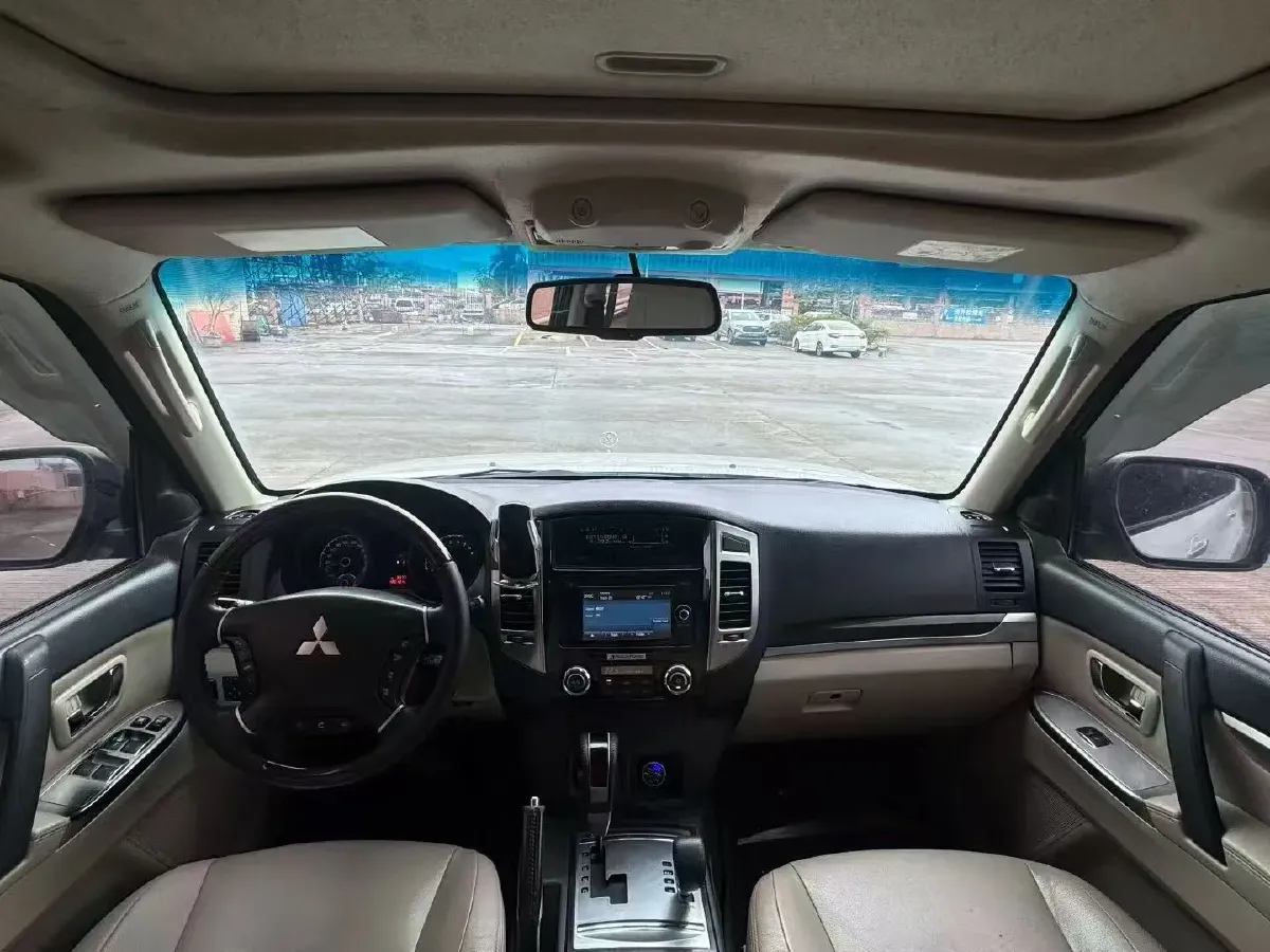 2017 Honda Jade 1.8L 141HP L4 5AT,autocango,china used car exporter,china ev exporter,chinese used car exporter,chinese used ev exporter