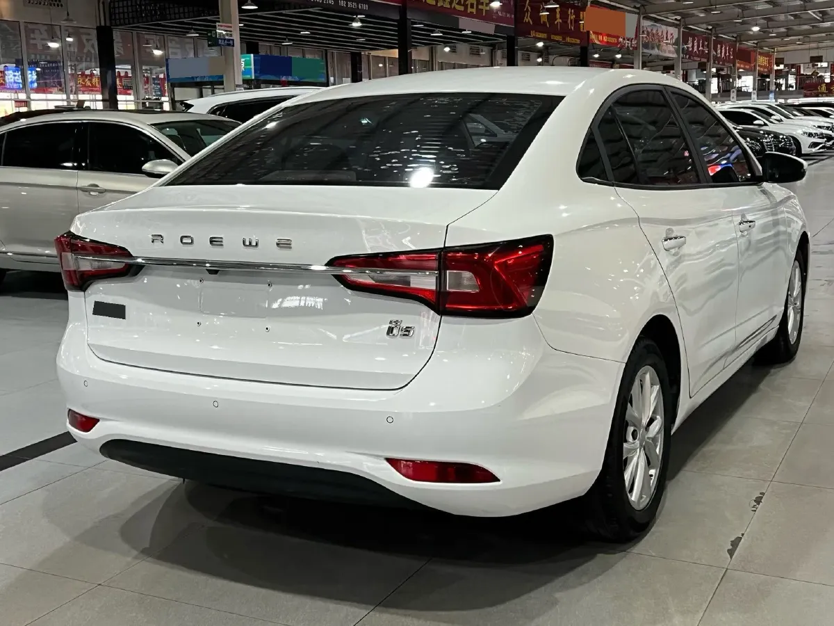 2020 Roewe i5 1.5L 120HP L4 CVT,autocango,china used car exporter,china ev exporter,chinese used car exporter,chinese used ev exporter