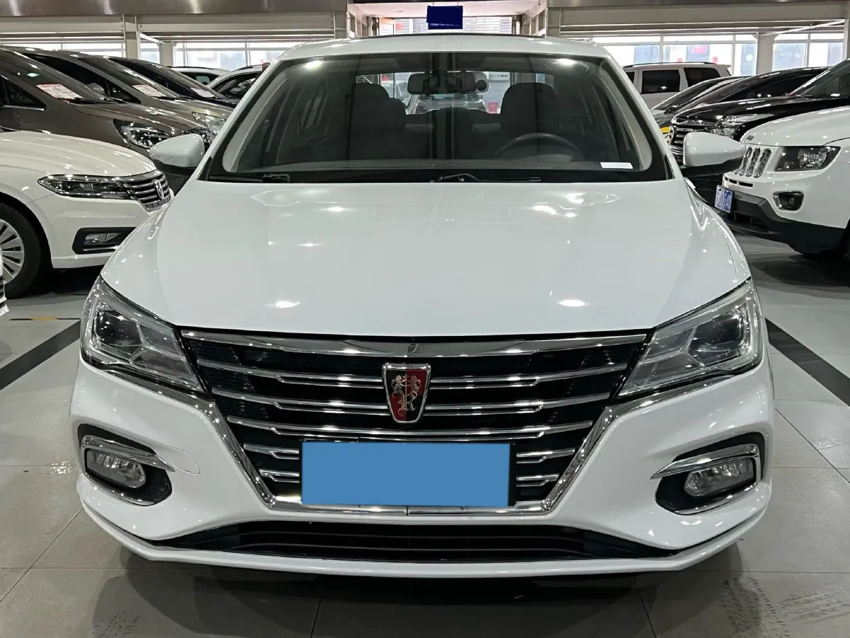 2020 Roewe i5 1.5L 120HP L4 CVT,autocango,china used car exporter,china ev exporter,chinese used car exporter,chinese used ev exporter
