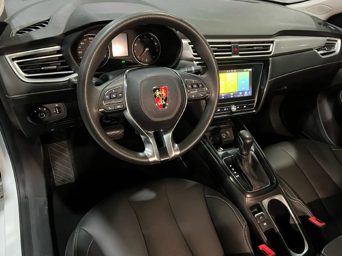 2020 Roewe i5 1.5L 120HP L4 CVT,autocango,china used car exporter,china ev exporter,chinese used car exporter,chinese used ev exporter