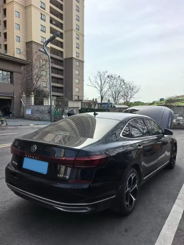 2023 Volkswagen Passat 2.0T 186HP L4 7DCT,autocango,china used car exporter,china ev exporter,chinese used car exporter,chinese used ev exporter