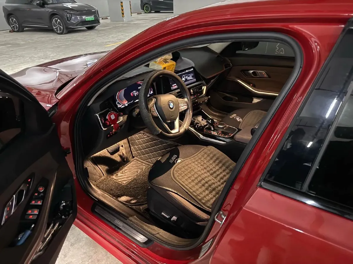 2021 BMW 3 Series 2.0T 156HP L4 8AT,autocango,china used car exporter,china ev exporter,chinese used car exporter,chinese used ev exporter