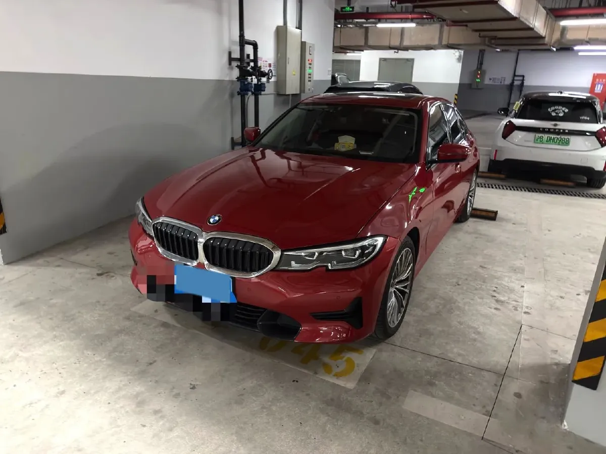 2021 BMW 3 Series 2.0T 156HP L4 8AT,autocango,china used car exporter,china ev exporter,chinese used car exporter,chinese used ev exporter