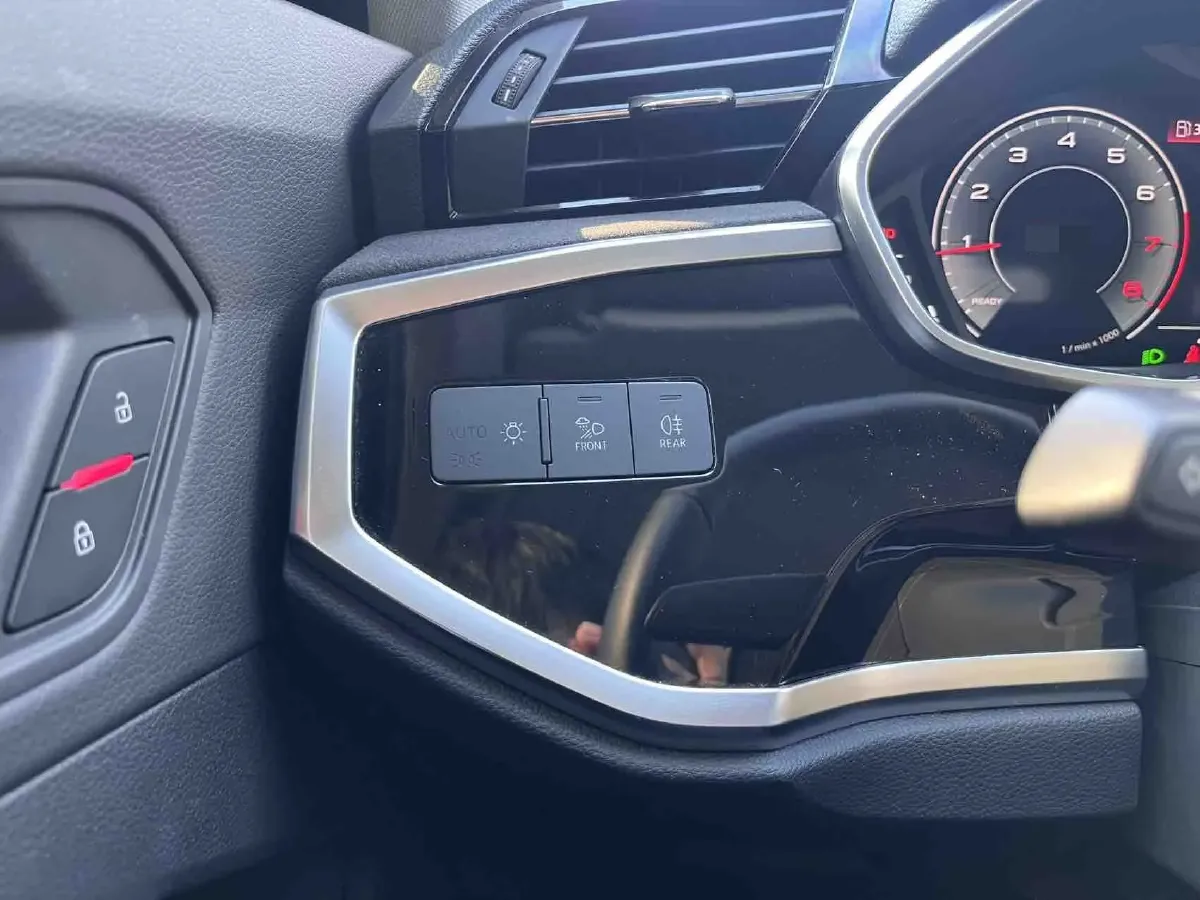 2022 Audi Q3 1.4T 150HP L4 7DCT,autocango,china used car exporter,china ev exporter,chinese used car exporter,chinese used ev exporter