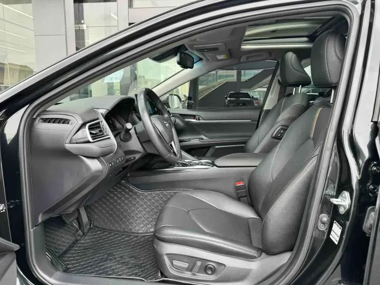 2023 Toyota Camry 2.5L 207HP L4 8AT,autocango,china used car exporter,china ev exporter,chinese used car exporter,chinese used ev exporter