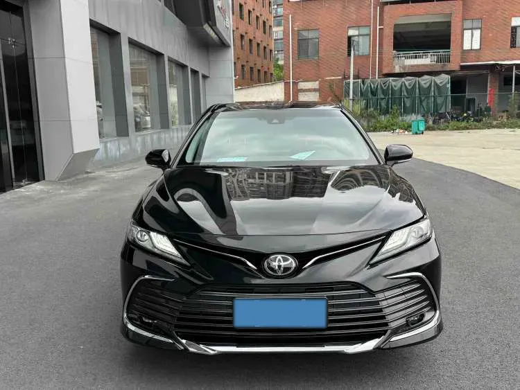 2023 Toyota Camry 2.5L 207HP L4 8AT,autocango,china used car exporter,china ev exporter,chinese used car exporter,chinese used ev exporter