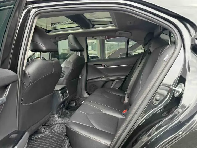 2023 Toyota Camry 2.5L 207HP L4 8AT,autocango,china used car exporter,china ev exporter,chinese used car exporter,chinese used ev exporter