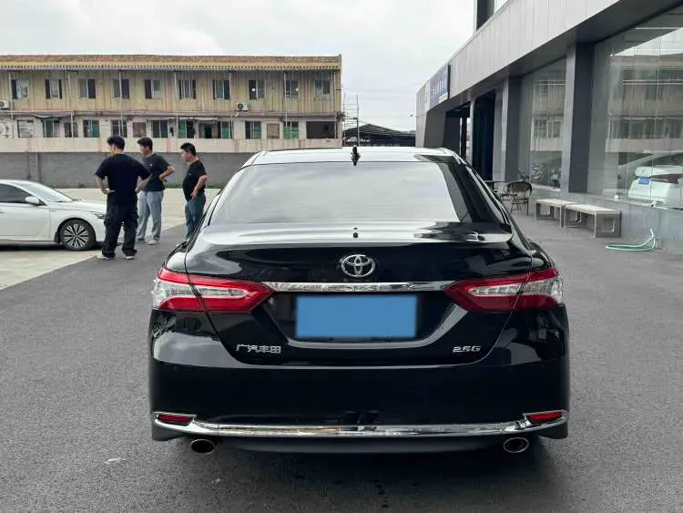 2023 Toyota Camry 2.5L 207HP L4 8AT,autocango,china used car exporter,china ev exporter,chinese used car exporter,chinese used ev exporter