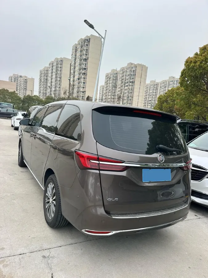 2021 Buick GL8 2.0T 237HP L4 9AT,autocango,china used car exporter,china ev exporter,chinese used car exporter,chinese used ev exporter