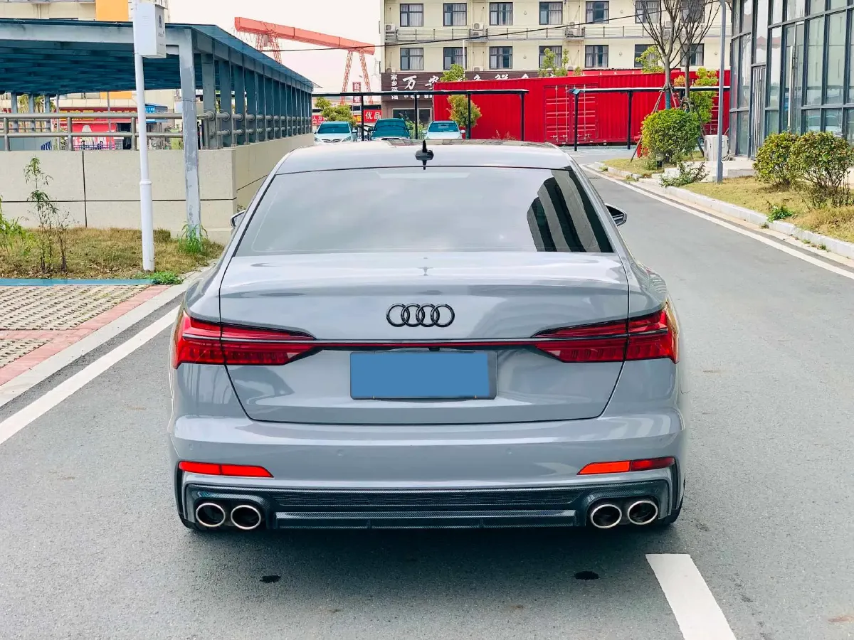 2019 Audi A6L 2.0T 190HP L4 7DCT,autocango,china used car exporter,china ev exporter,chinese used car exporter,chinese used ev exporter