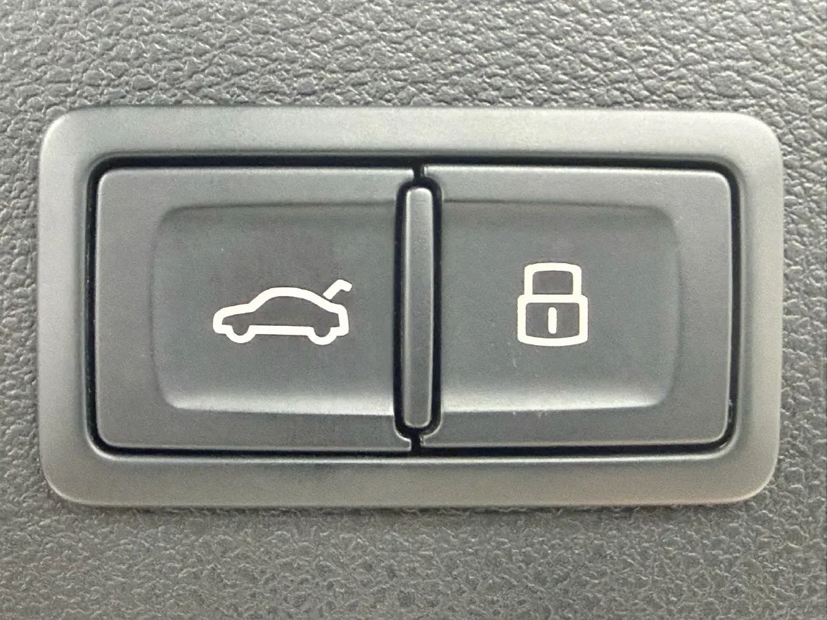 2022 Audi Q2L 1.4T 150HP L4 7DCT,autocango,china used car exporter,china ev exporter,chinese used car exporter,chinese used ev exporter