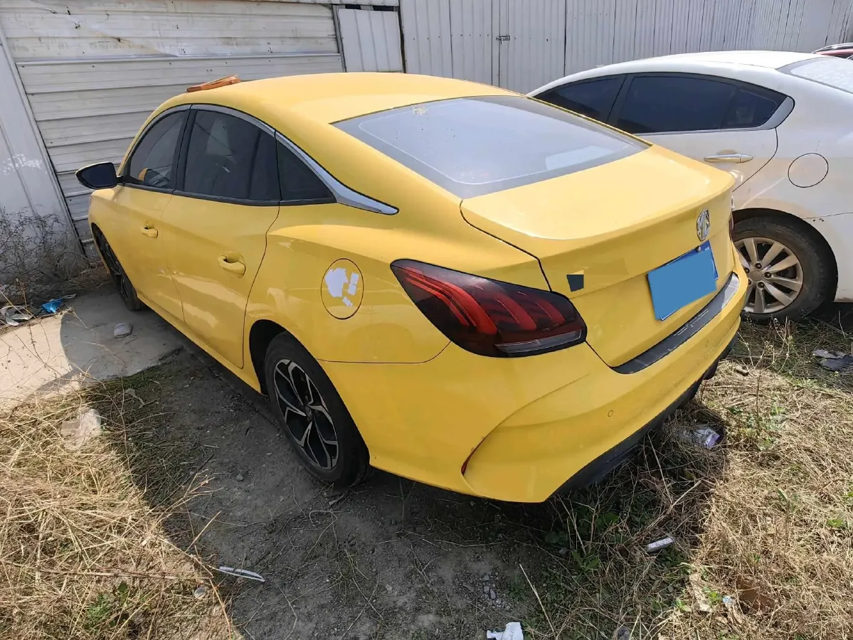 2021 MG 5 1.5L 120HP L4 5MT,autocango,china used car exporter,china ev exporter,chinese used car exporter,chinese used ev exporter