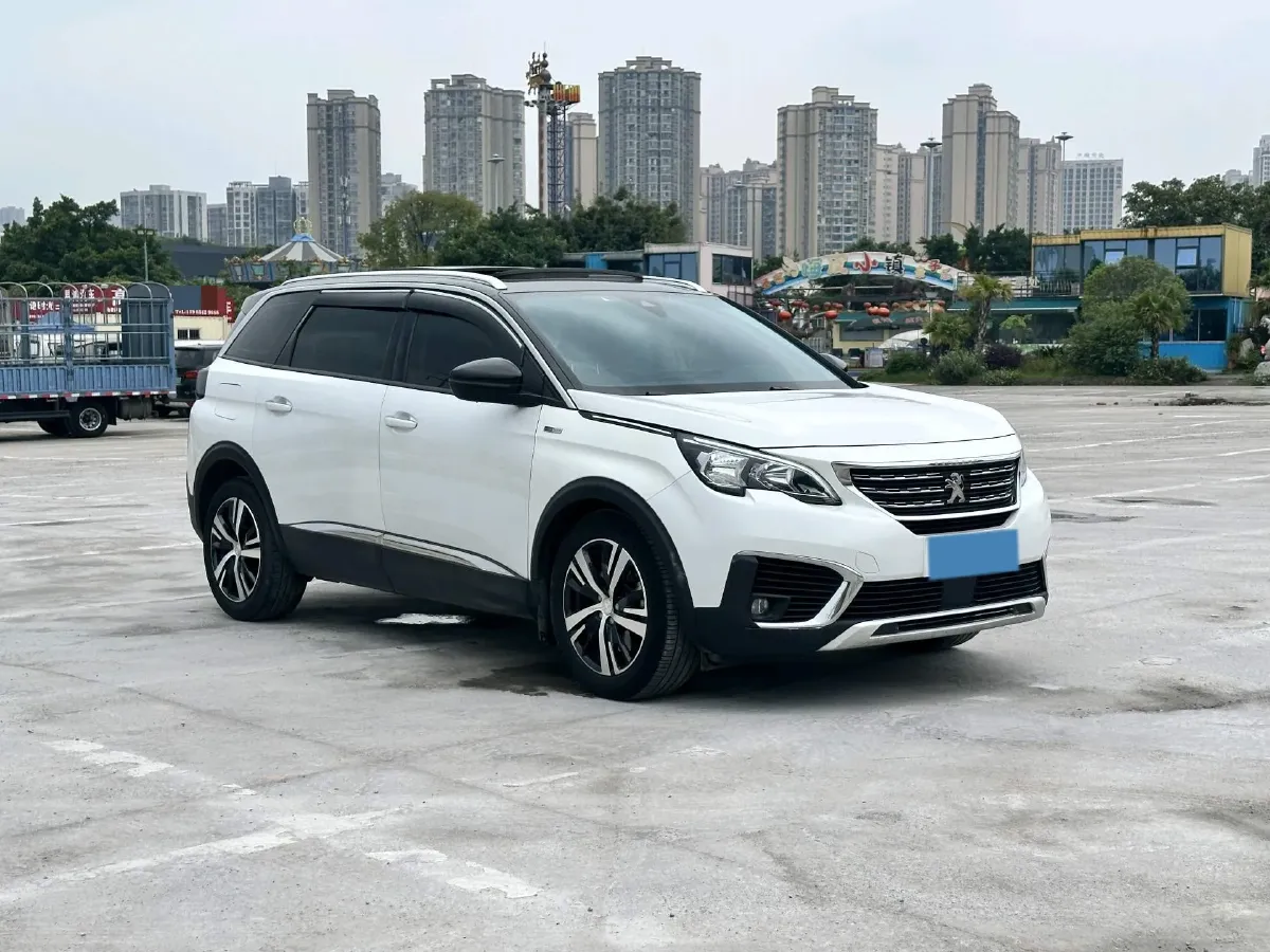 2017 Peugeot 5008 1.6T 167HP L4 6AT,autocango,china used car exporter,china ev exporter,chinese used car exporter,chinese used ev exporter