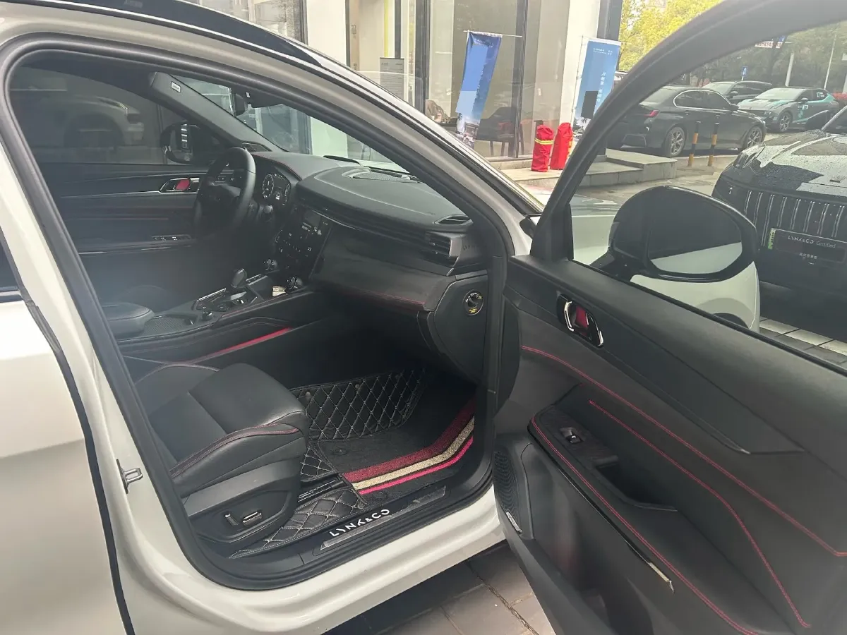 2020 LYNK&CO 05 2.0T 254HP L4 8AT,autocango,china used car exporter,china ev exporter,chinese used car exporter,chinese used ev exporter