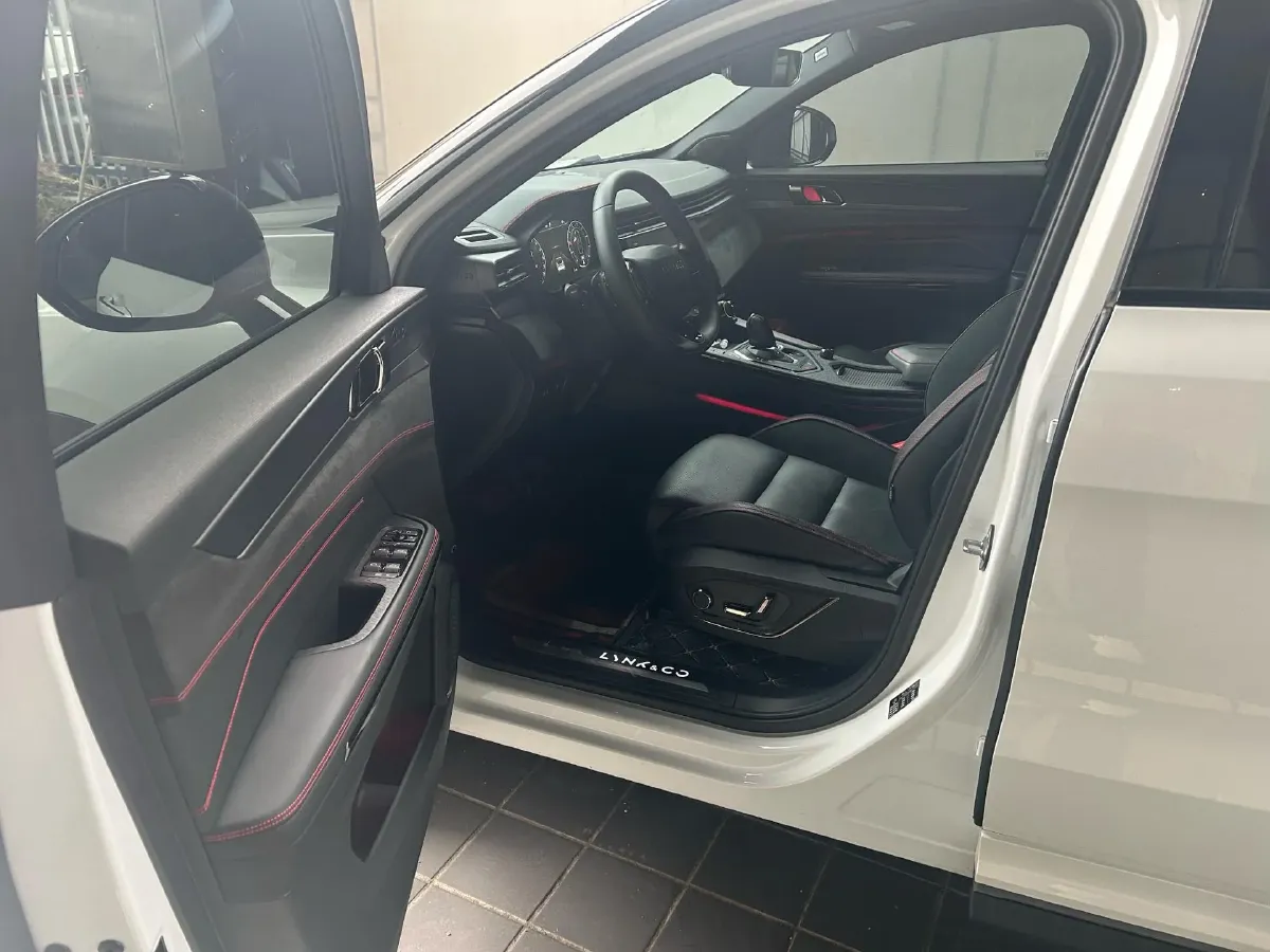 2020 LYNK&CO 05 2.0T 254HP L4 8AT,autocango,china used car exporter,china ev exporter,chinese used car exporter,chinese used ev exporter