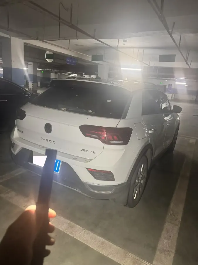 2022 Volkswagen T-Roc 1.4T 150HP L4 7DCT,autocango,china used car exporter,china ev exporter,chinese used car exporter,chinese used ev exporter