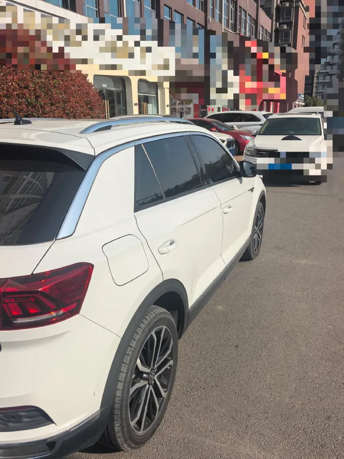 2022 Volkswagen T-Roc 1.4T 150HP L4 7DCT,autocango,china used car exporter,china ev exporter,chinese used car exporter,chinese used ev exporter