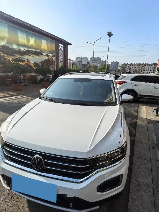 2022 Volkswagen T-Roc 1.4T 150HP L4 7DCT,autocango,china used car exporter,china ev exporter,chinese used car exporter,chinese used ev exporter