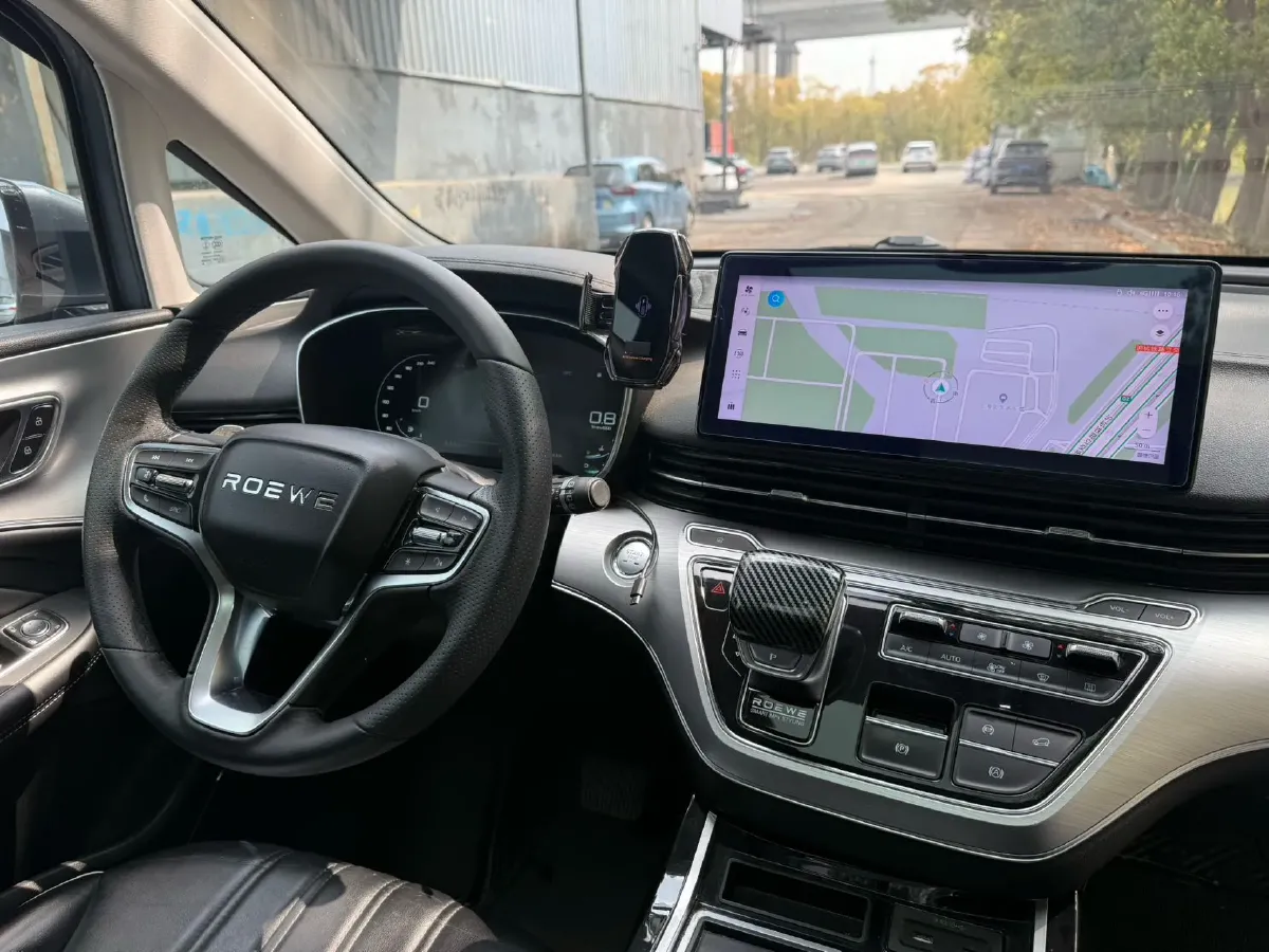 2021 Roewe iMAX8 2.0T 234HP L4 8AT,autocango,china used car exporter,china ev exporter,chinese used car exporter,chinese used ev exporter