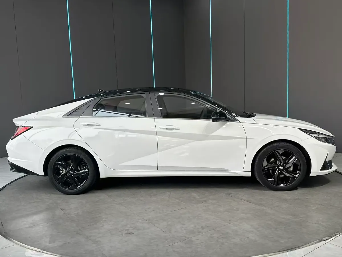 2022 Hyundai Elantra 1.5L 115HP L4 CVT,autocango,china used car exporter,china ev exporter,chinese used car exporter,chinese used ev exporter