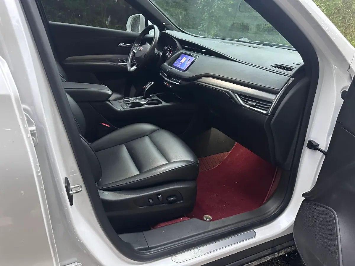 2020 Cadillac XT4 2.0T 237HP L4 9AT,autocango,china used car exporter,china ev exporter,chinese used car exporter,chinese used ev exporter