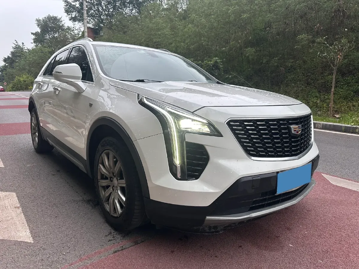 2020 Cadillac XT4 2.0T 237HP L4 9AT,autocango,china used car exporter,china ev exporter,chinese used car exporter,chinese used ev exporter