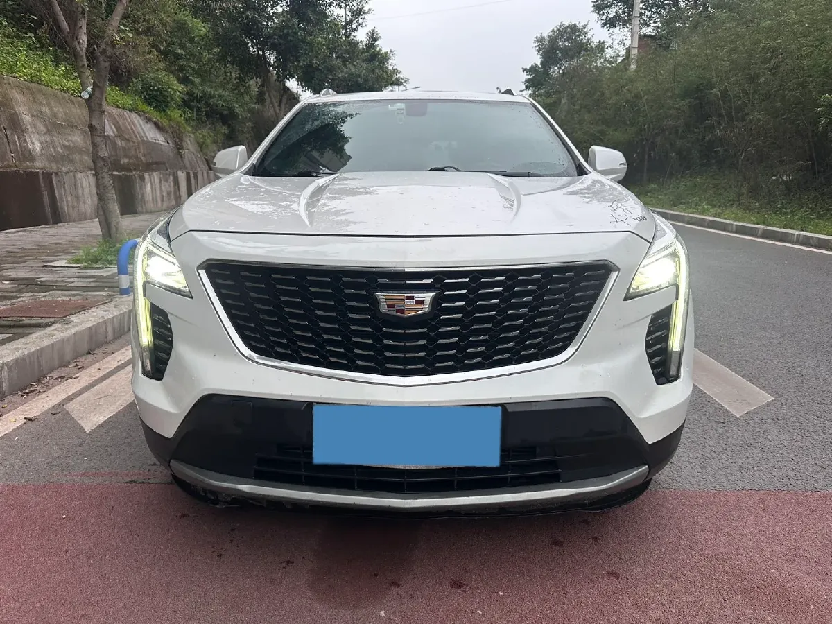 2020 Cadillac XT4 2.0T 237HP L4 9AT,autocango,china used car exporter,china ev exporter,chinese used car exporter,chinese used ev exporter