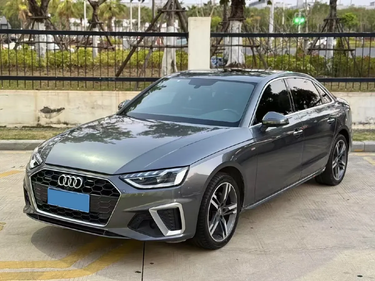 2020 Audi A4L 2.0T 190HP L4 7DCT,autocango,china used car exporter,china ev exporter,chinese used car exporter,chinese used ev exporter