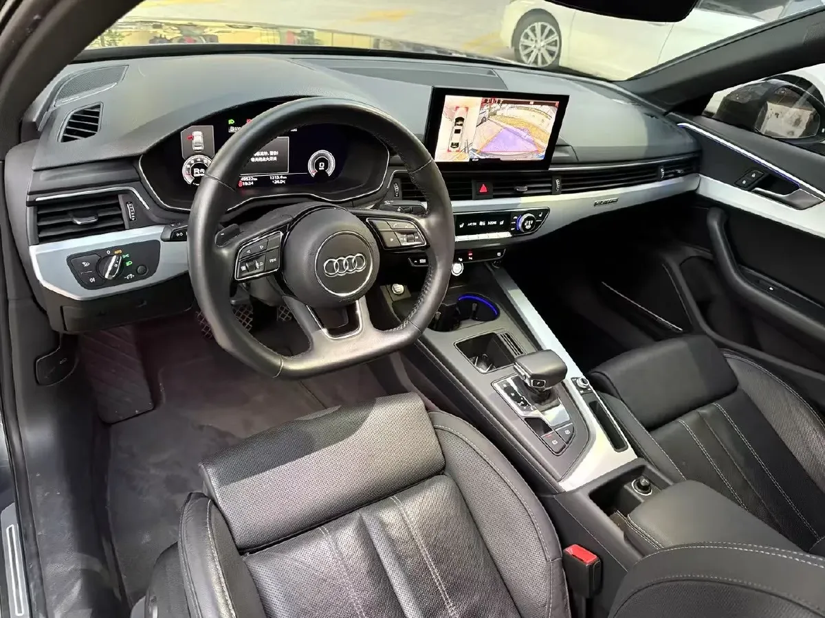 2020 Audi A4L 2.0T 190HP L4 7DCT,autocango,china used car exporter,china ev exporter,chinese used car exporter,chinese used ev exporter