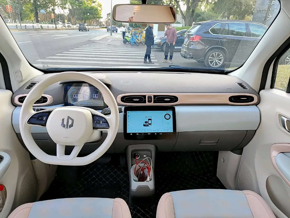 2025 Leapmotor T03 BEV 31.9KWH,autocango,china used car exporter,china ev exporter,chinese used car exporter,chinese used ev exporter