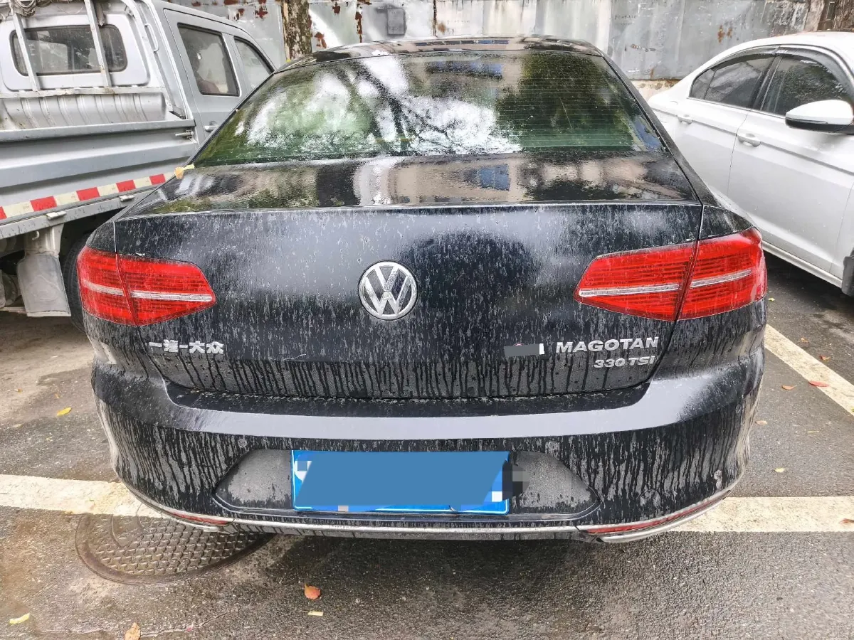 2017 Volkswagen Magotan 1.8T 180HP L4 7DCT,autocango,china used car exporter,china ev exporter,chinese used car exporter,chinese used ev exporter