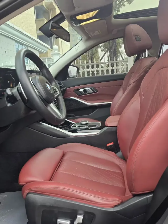 2023 BMW 3 Series 2.0T 156HP L4 8AT,autocango,china used car exporter,china ev exporter,chinese used car exporter,chinese used ev exporter